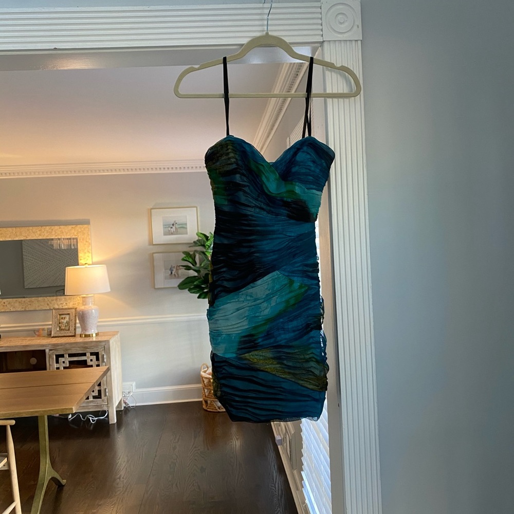 BCBG MAXAZRIA strapless minidress